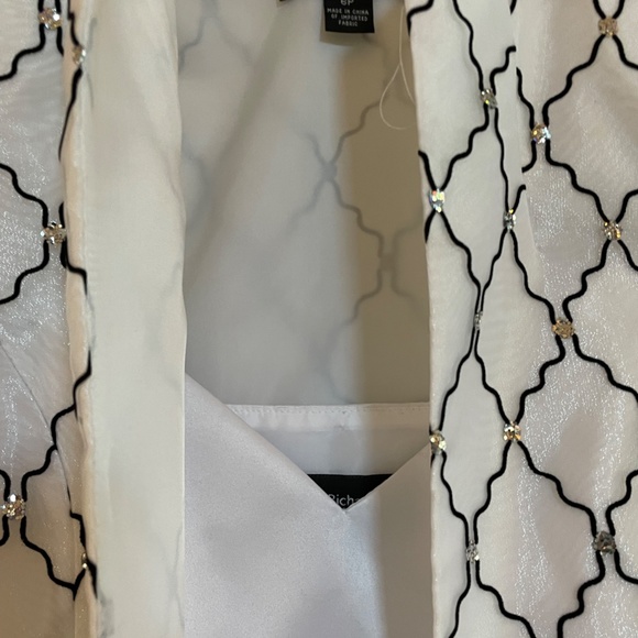 White/black dressy blouse w/cami - Picture 5 of 5